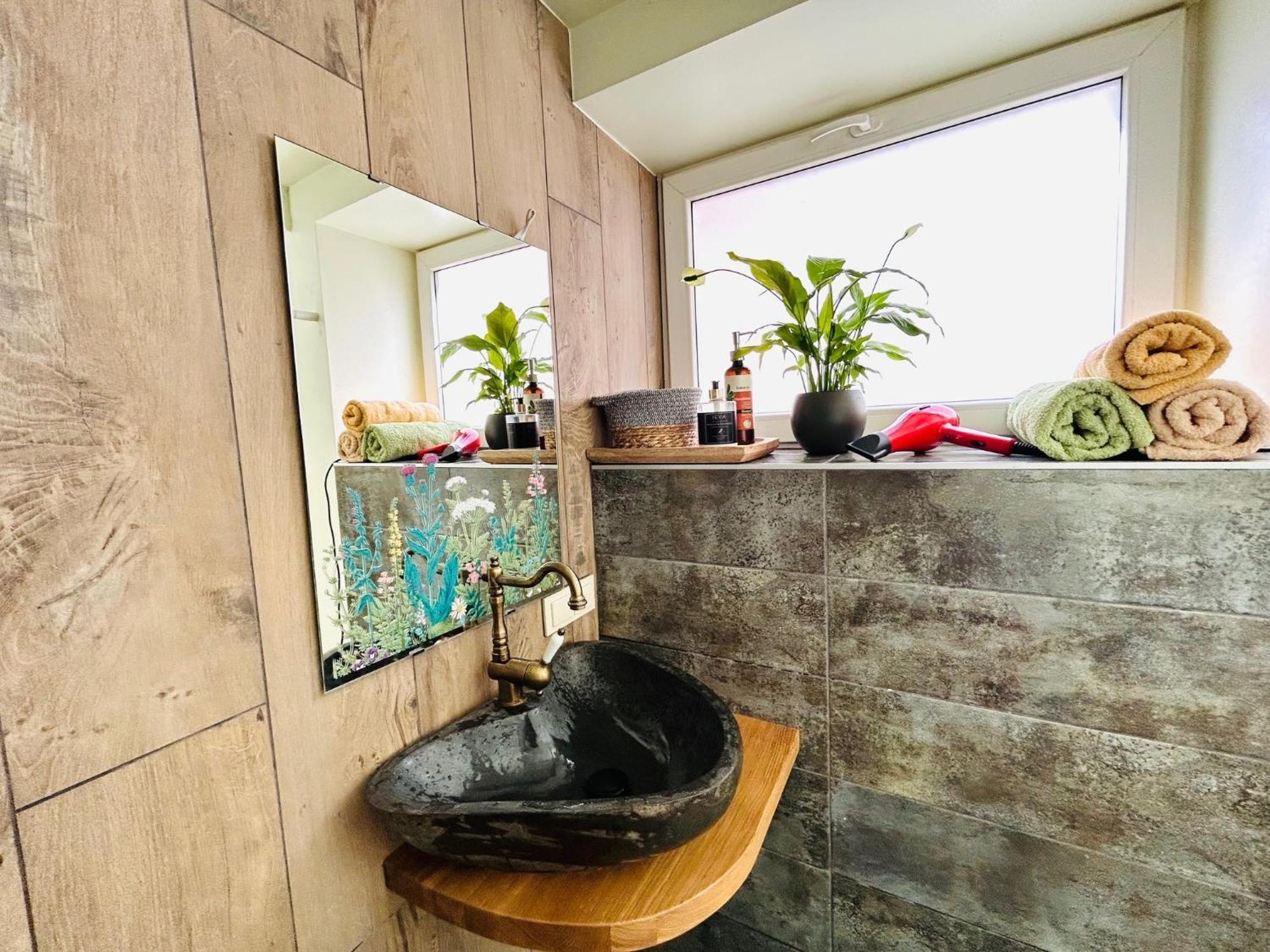 קובנה Three Bedroom With Two Terraces For 7People+Baby מראה חיצוני תמונה